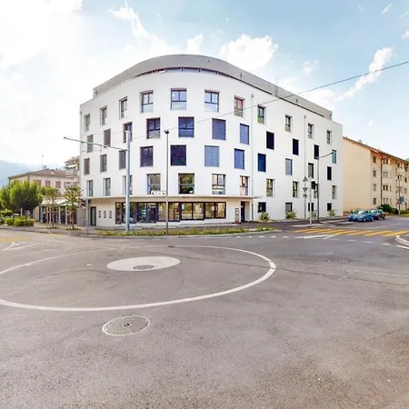 Furnished Studio #101 - Swiss *